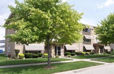 10401 S Keating Unit 3D, Oak Lawn, IL 60453