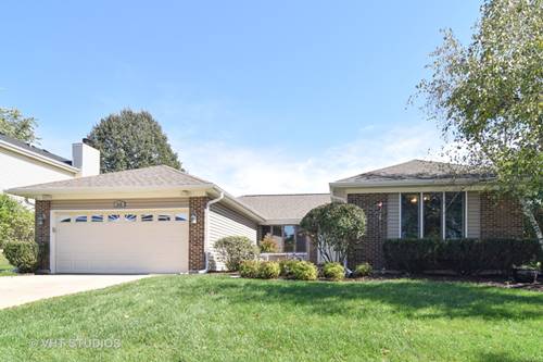 315 Crestwood, Algonquin, IL 60102