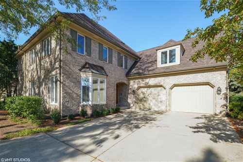 29 Tartan Lakes, Westmont, IL 60559