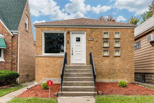 2924 N Mobile, Chicago, IL 60634