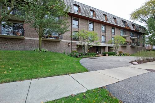 134 Green Bay Unit 101, Winnetka, IL 60093