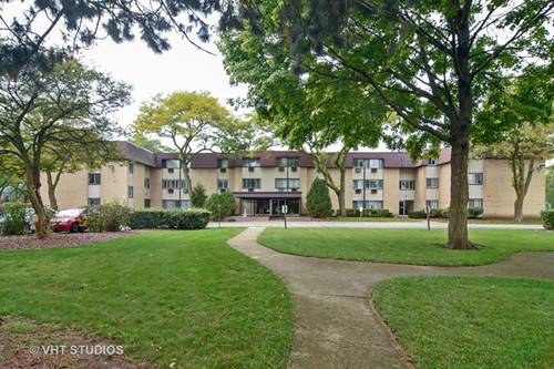 810 E Shady Unit 102, Arlington Heights, IL 60005