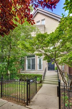 1114 W Lill, Chicago, IL 60614