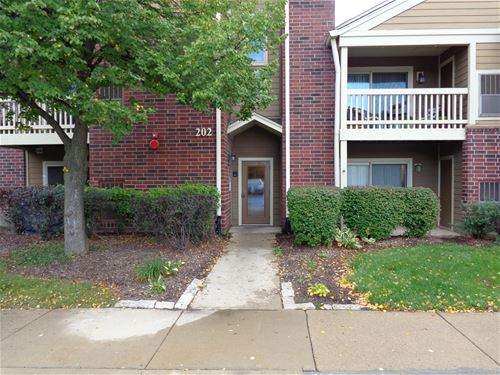 202 Glengarry Unit 108, Bloomingdale, IL 60108