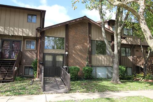 614 E Devon Unit 614, Roselle, IL 60172