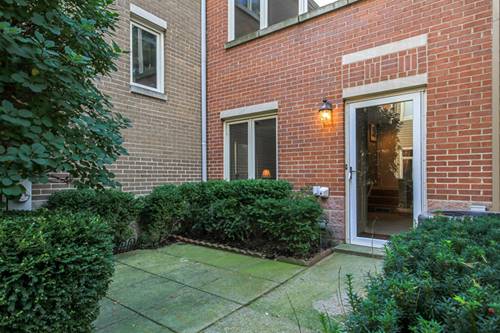 1231 W Fletcher Unit E, Chicago, IL 60657