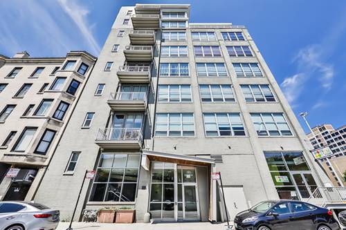 770 W Gladys Unit 802, Chicago, IL 60661