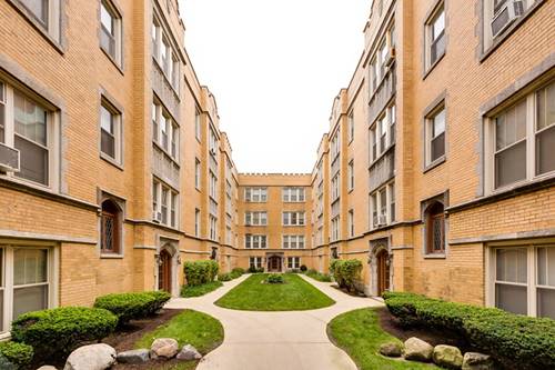 236 S Maple Unit 2K, Oak Park, IL 60302