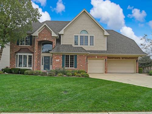 725 Kristin, Westmont, IL 60559