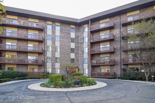 120 Lakeview Unit 315, Bloomingdale, IL 60108