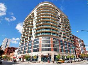 340 W Superior Unit 811, Chicago, IL 60654