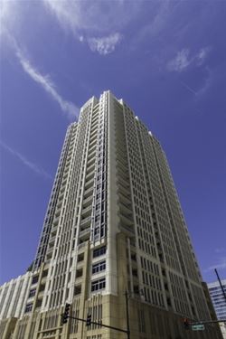 1400 S Michigan Unit 401, Chicago, IL 60605