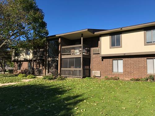 590 Somerset Unit 2, Crystal Lake, IL 60014