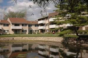 1000 Bayside Unit 207, Palatine, IL 60074