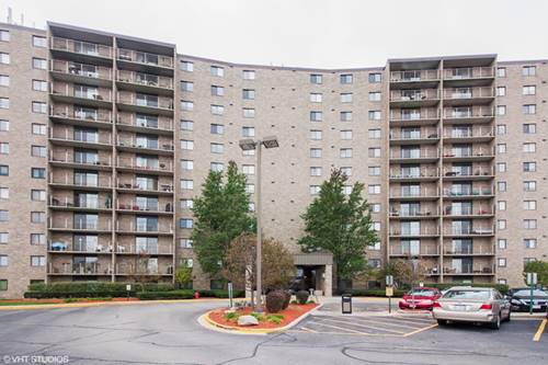 6340 Americana Unit 519, Willowbrook, IL 60527