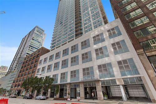 701 S Wells Unit 2401, Chicago, IL 60607