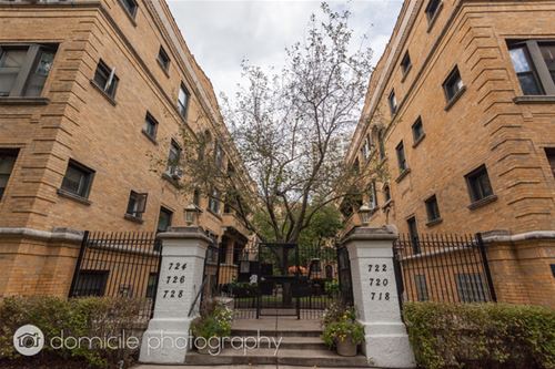 728 W Sheridan Unit 2N, Chicago, IL 60613