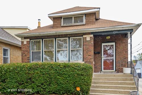 1711 Hartrey, Evanston, IL 60201