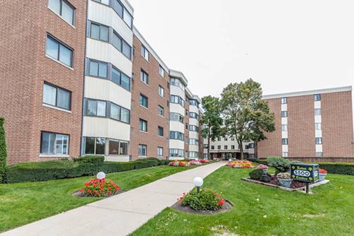 5500 Lincoln Unit 209W, Morton Grove, IL 60053