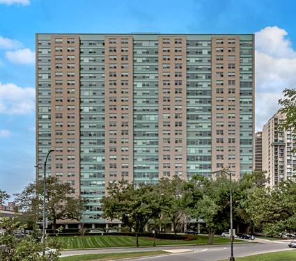 3180 N Lake Shore Unit 12B, Chicago, IL 60657