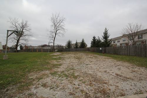 Lot 1 Elm, St. Charles, IL 60174