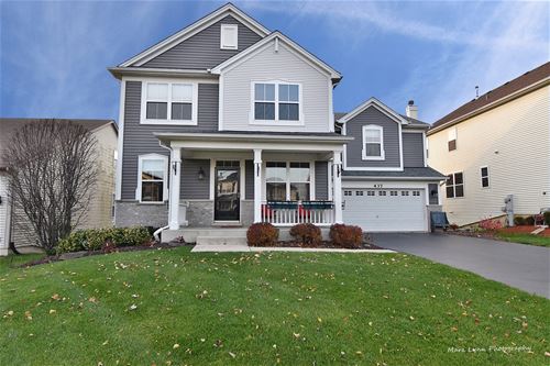 437 Valley View, St. Charles, IL 60175