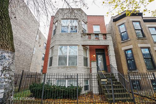 3430 S Giles, Chicago, IL 60616