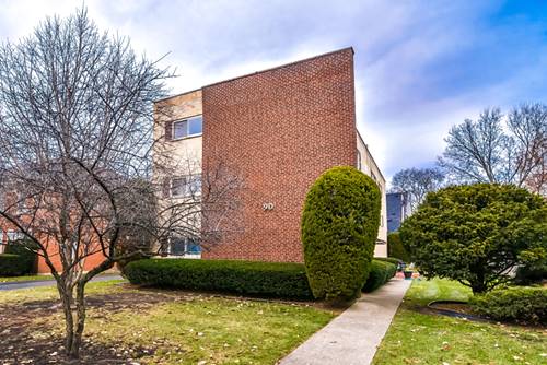 90 E Burlington Unit 3N, Riverside, IL 60546