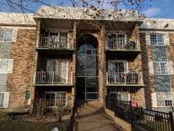 1627 N Windsor Unit 105, Arlington Heights, IL 60004