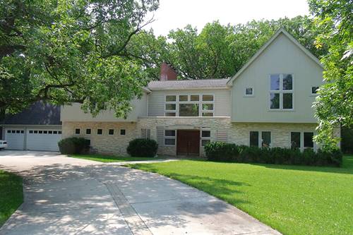 919 Northwoods, Deerfield, IL 60015