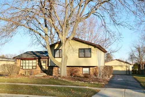 685 Renee, South Elgin, IL 60177