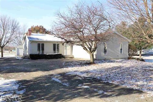 126 Countryside, Leroy, IL 61752