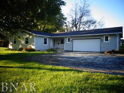 300 E School, Leroy, IL 61752