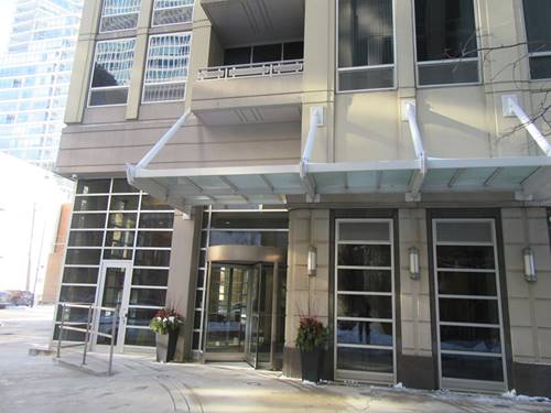 700 N Larrabee Unit 308, Chicago, IL 60654