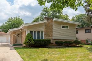 109 S Weller, Mount Prospect, IL 60056