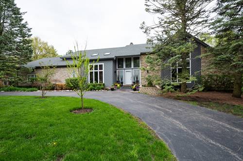 3 Heath, South Barrington, IL 60010