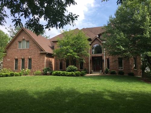 3812 Royal Dornach, Naperville, IL 60564