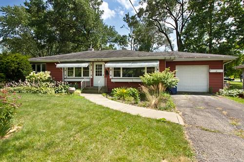 528 Pershing, Wheaton, IL 60189