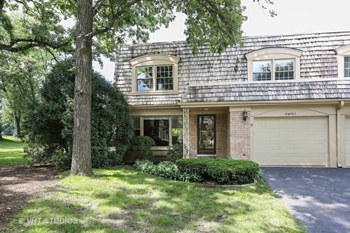 19W082 Avenue Barbizon, Oak Brook, IL 60523