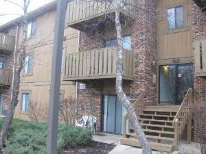 756 Prescott Unit 208, Roselle, IL 60172