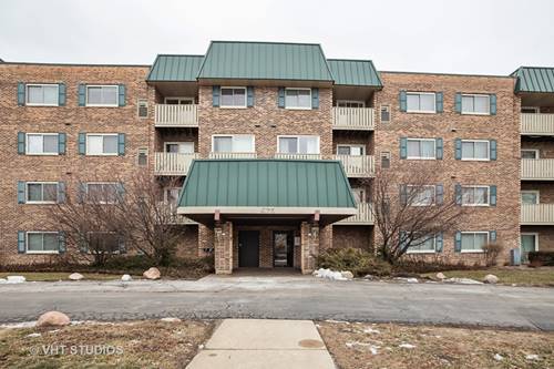 675 Grove Unit 113, Elk Grove Village, IL 60007