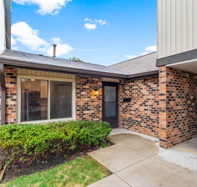 7309 Winthrop Unit 8, Downers Grove, IL 60516