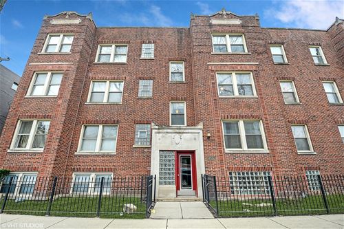 2153 W Mclean Unit 2, Chicago, IL 60647