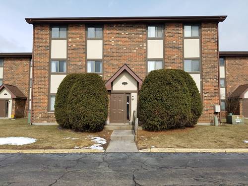 423 Berkshire Unit 14, Crystal Lake, IL 60014