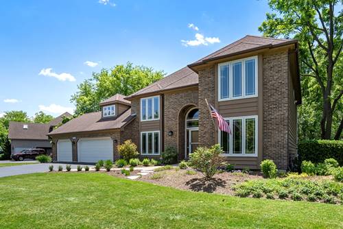 409 Hunt Club, St. Charles, IL 60174