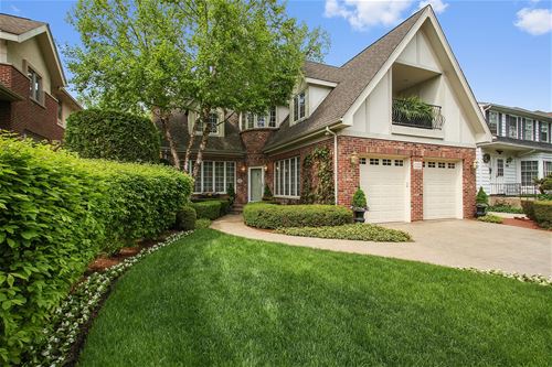 310 W Cuttriss, Park Ridge, IL 60068