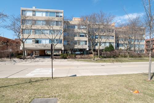 2020 St Johns Unit 310, Highland Park, IL 60035