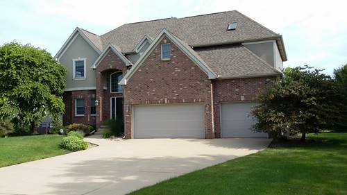 12 Strawberry, Bloomington, IL 61704