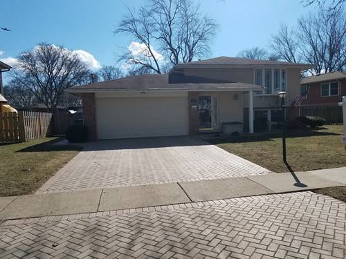 2003 E Cayuga, Mount Prospect, IL 60056