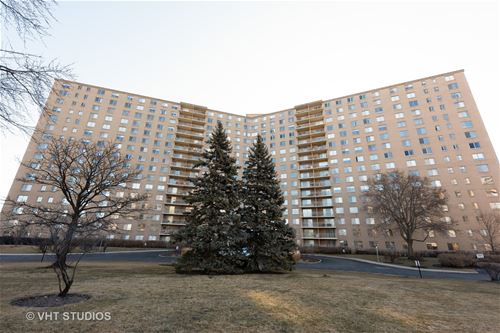7061 N Kedzie Unit 1601, Chicago, IL 60645